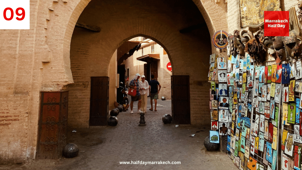 narrow streets of marrakech